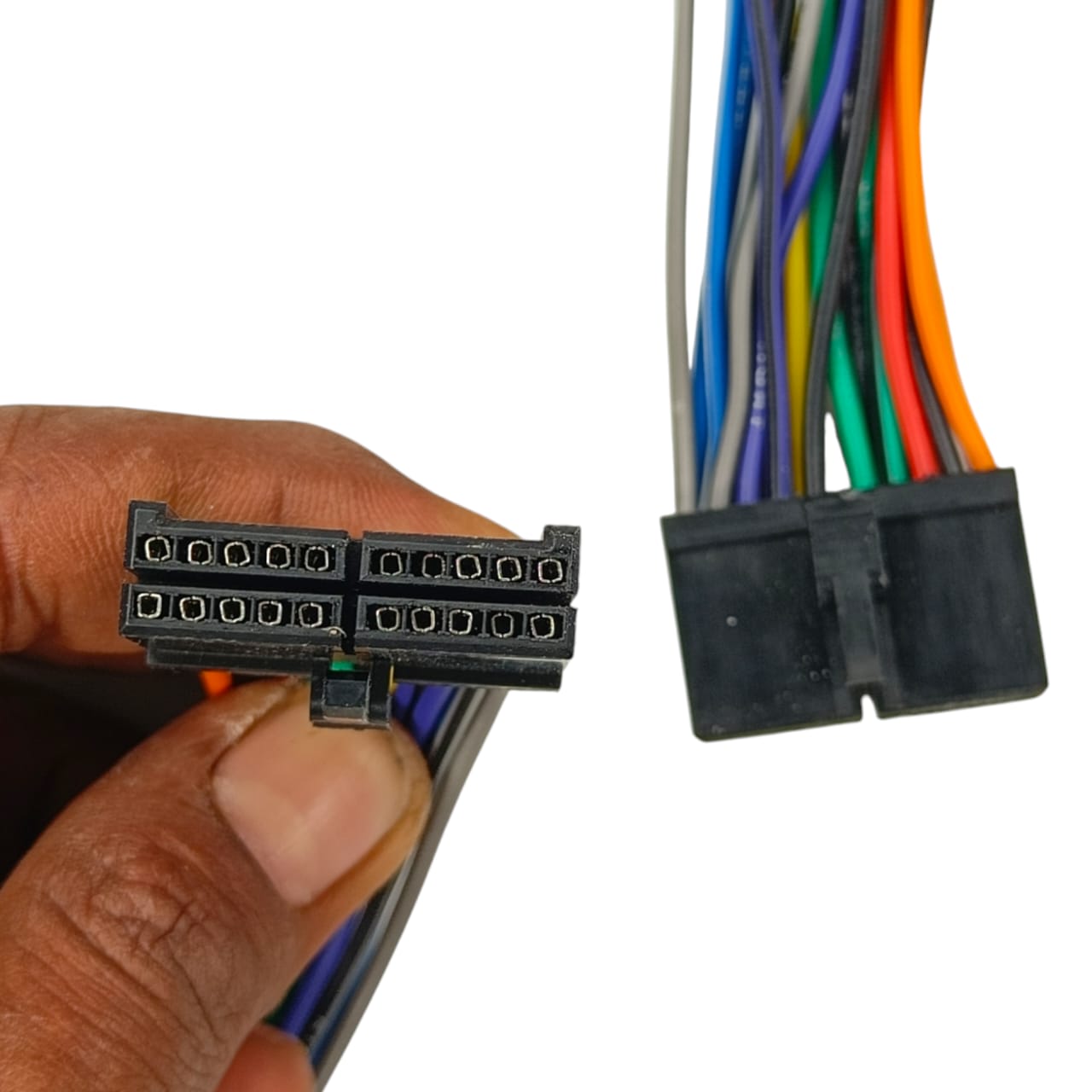 20 PIN Stereo Wire Harness Radio Plug for DVD CD MP3 TV Players 20 PIN Stereo Wire Harness Radio Plug for DVD CD MP3 TV Players