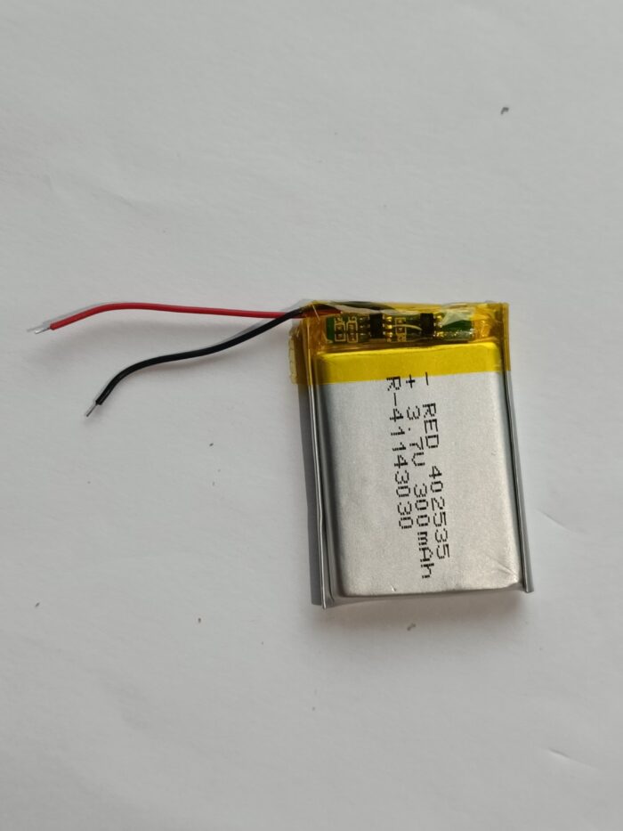 3.7v 300mAH Lithium-Ion Battery For Drone Or Neckband ( 3*25*35mm )